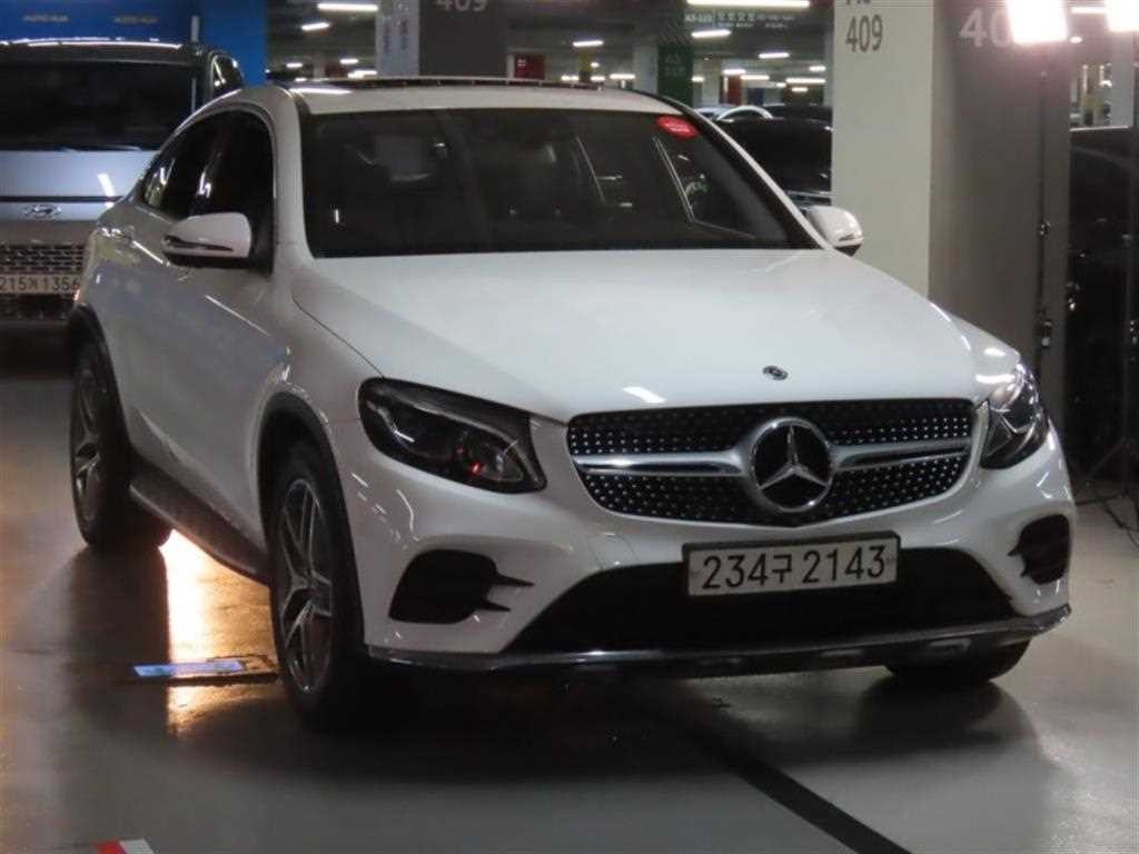 벤츠 GLC 클래스 GLC클래스 X253 GLC 220 d 4MATIC 쿠페 이미지 2