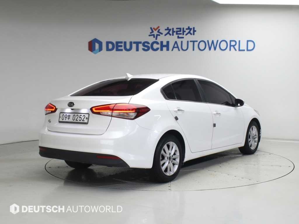 기아 K3 더뉴 K3 1.6 GDI 트렌디 E 이미지 2