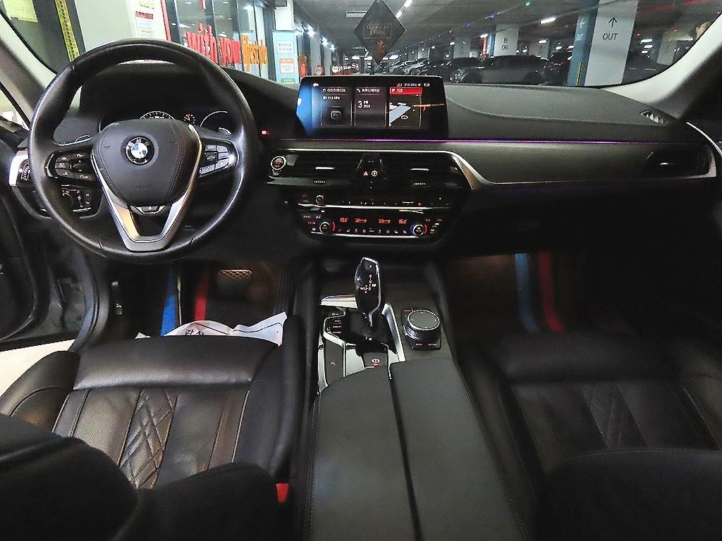 BMW 5시리즈 5시리즈 (G30) 520d xDrive 럭셔리 플러스 이미지 10