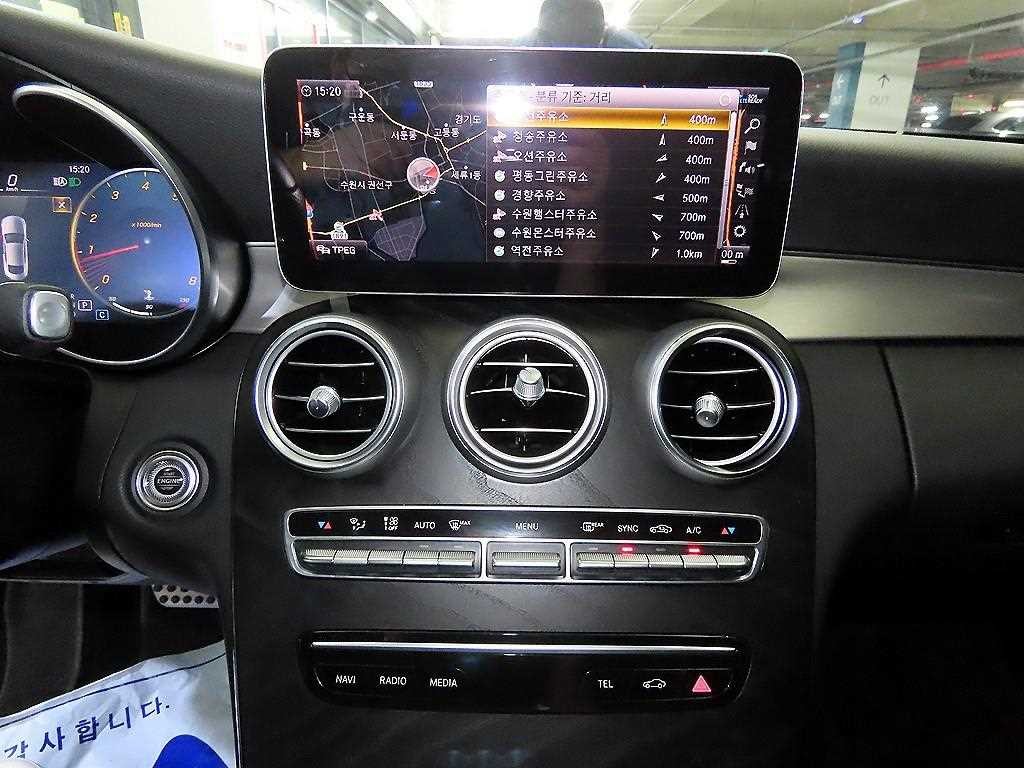 벤츠 C 클래스 C클래스 W205 C200 쿠페 이미지 11