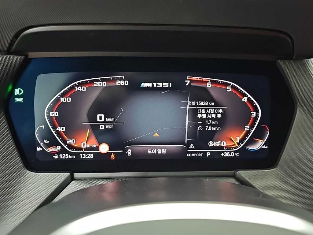 BMW 1시리즈 1시리즈 (F40) M135i xDrive 이미지 6