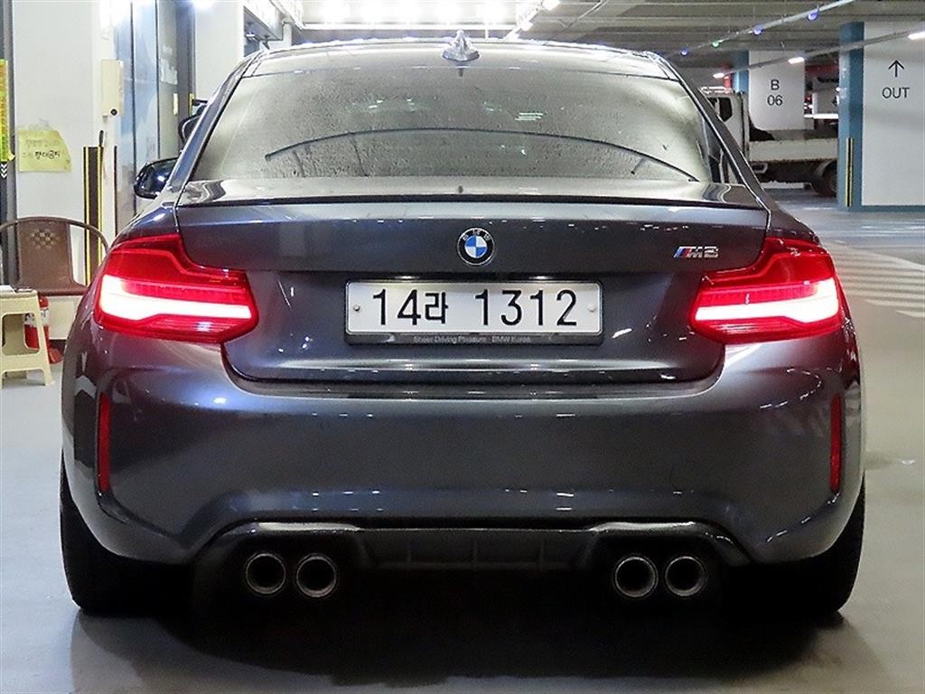 BMW 2시리즈 M2 (F87) 쿠페 M 퍼포먼스 스티어링 휠 에디션 이미지 5