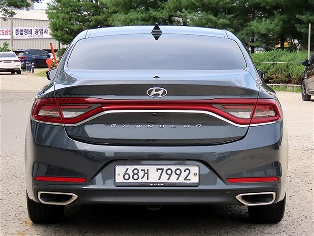 현대 그랜저 그랜저 IG 2.4 GDI 익스클루시브 스페셜 이미지 4