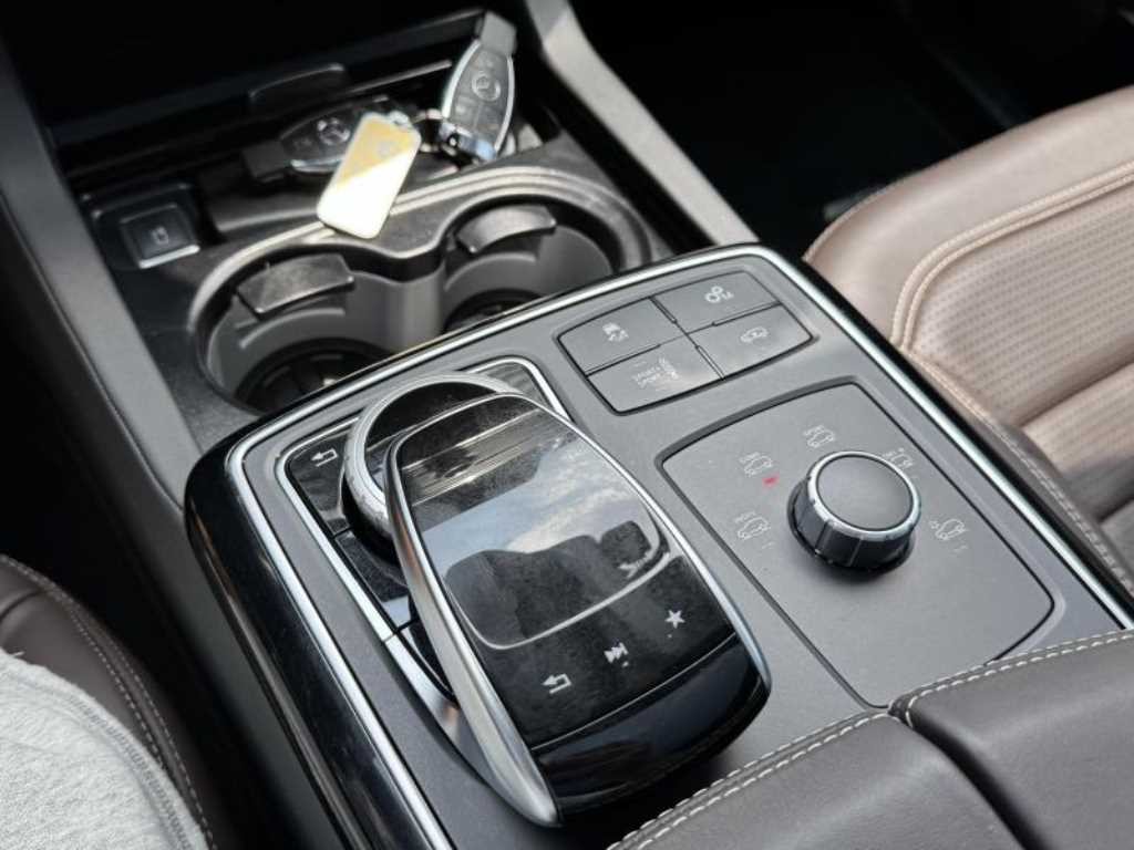 벤츠 GLE 클래스 GLE 클래스 W166 GLE 63 AMG S 4MATIC 쿠페 이미지 18
