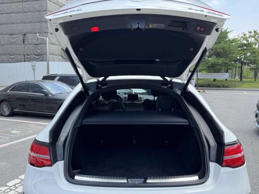 벤츠 GLE 클래스 GLE 클래스 W166 GLE 63 AMG S 4MATIC 쿠페 이미지 5