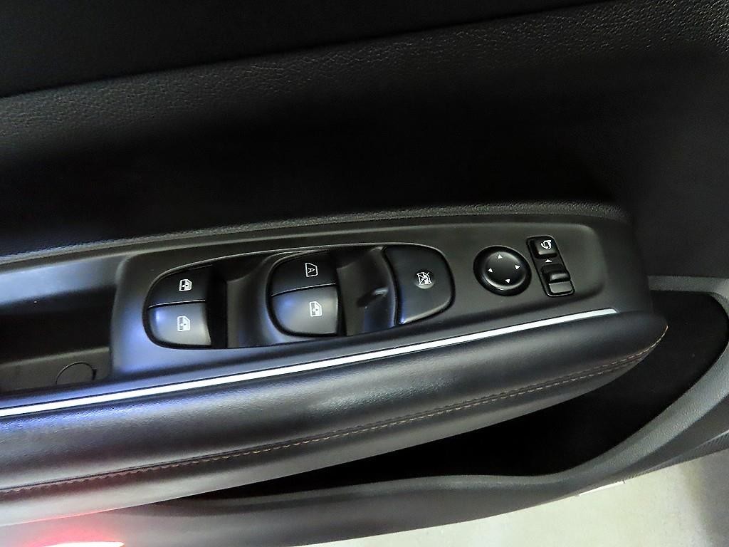 르노코리아(삼성) QM6 더뉴QM6 가솔린 2.0 GDe 프리미에르 2WD 이미지 13