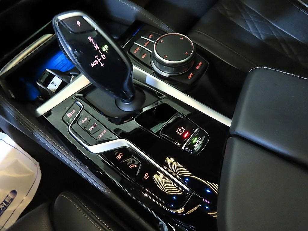 BMW 5시리즈 5시리즈 (G30) 530e 럭셔리 이미지 12