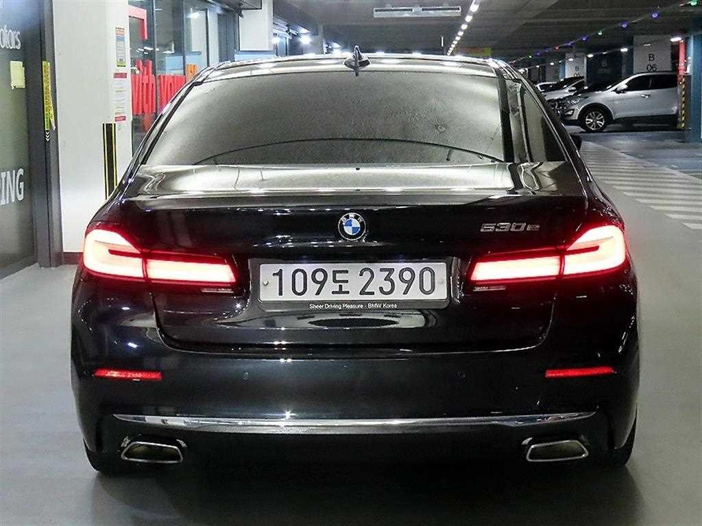 BMW 5시리즈 5시리즈 (G30) 530e 럭셔리 이미지 5