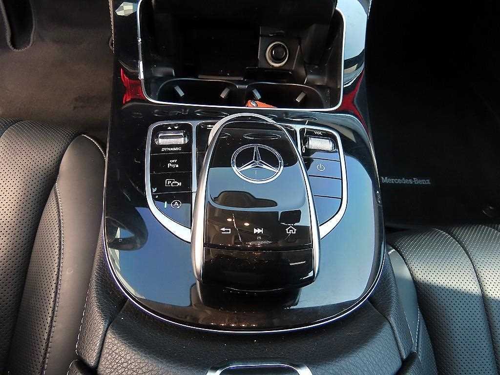 벤츠 E 클래스 E-클래스 W213 E300 4MATIC 익스클루시브 이미지 13
