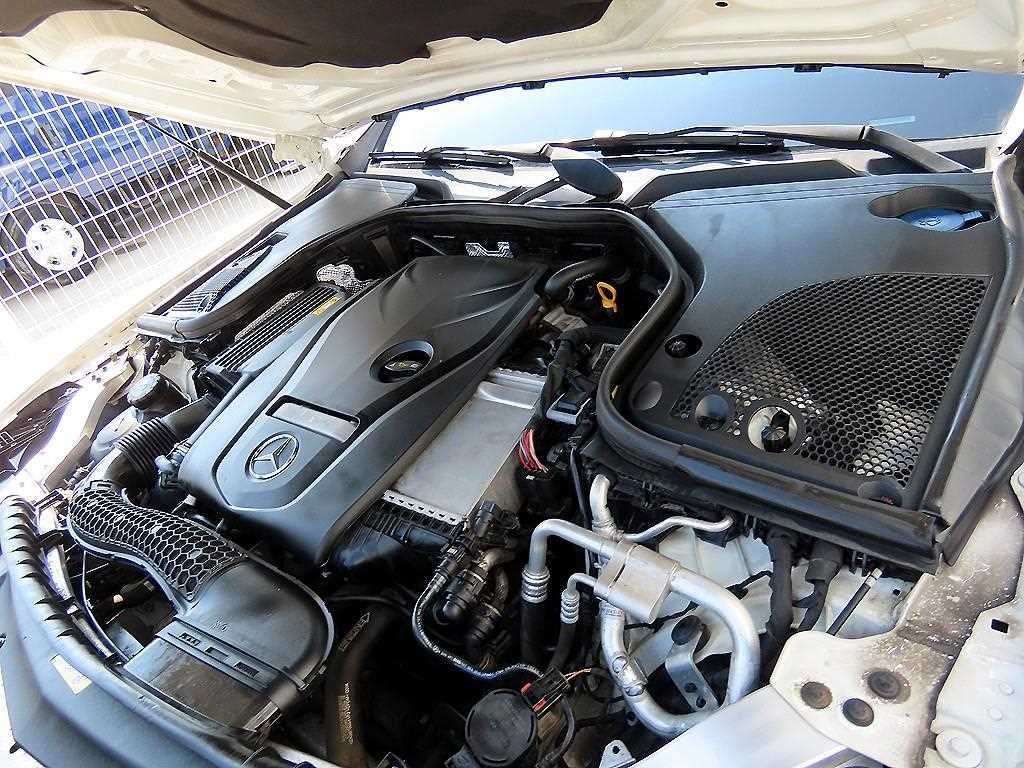 벤츠 E 클래스 E-클래스 W213 E300 4MATIC 익스클루시브 이미지 19