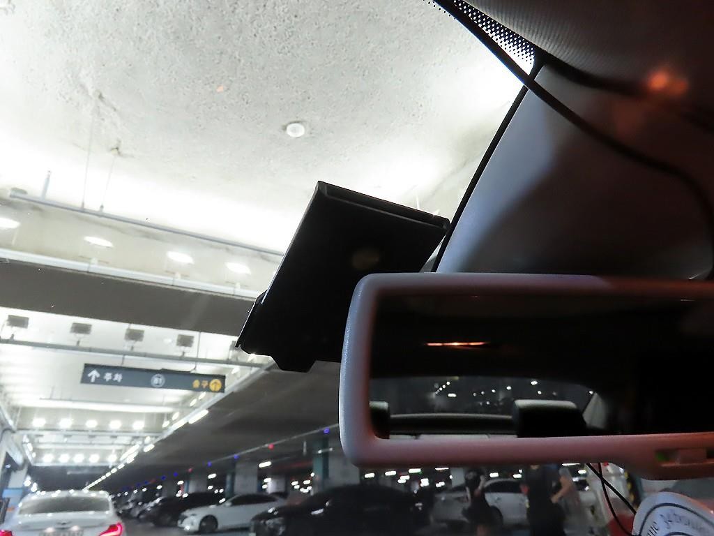 폭스바겐 CC 2.0 TDI 이미지 14