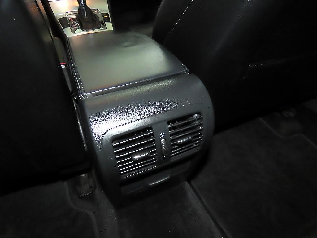 폭스바겐 CC 2.0 TDI 이미지 16