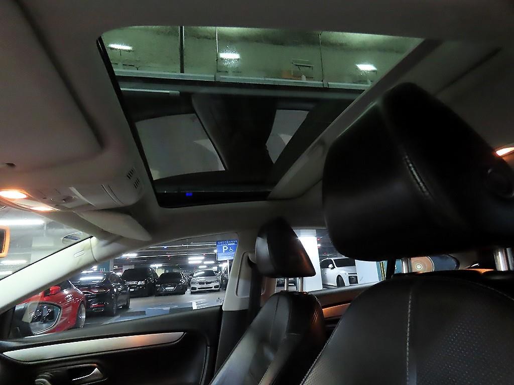 폭스바겐 CC 2.0 TDI 이미지 17