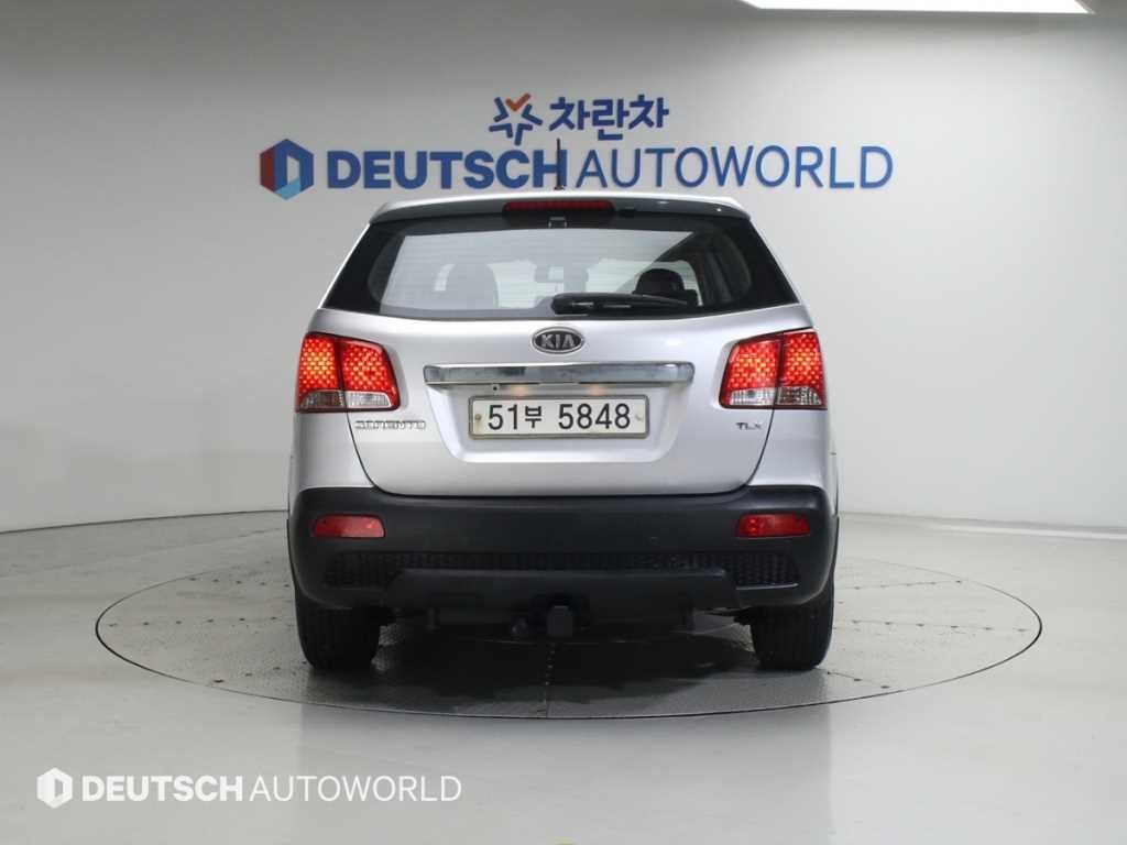 기아 쏘렌토 쏘렌토 R 디젤 4WD 2.2 TLX 고급형 이미지 4