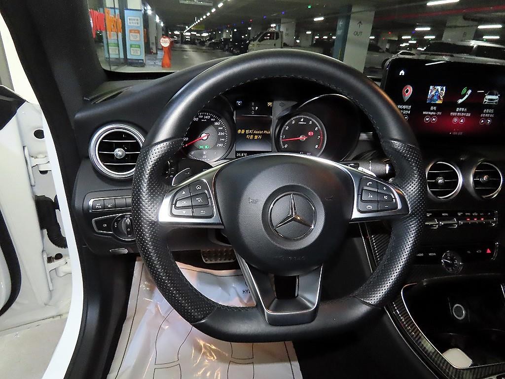 벤츠 C 클래스 C클래스 W205 C200 쿠페 이미지 8