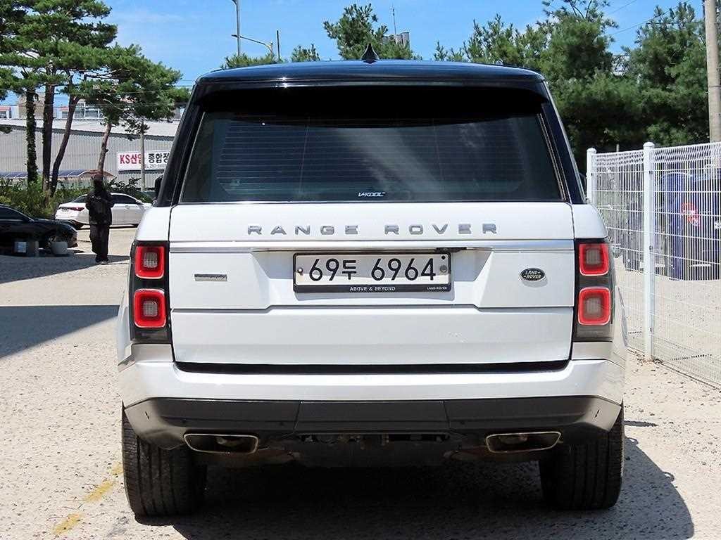 랜드로버 레인지로버 레인지로버 4세대 4.4 SDV8 AB 디젤 이미지 4