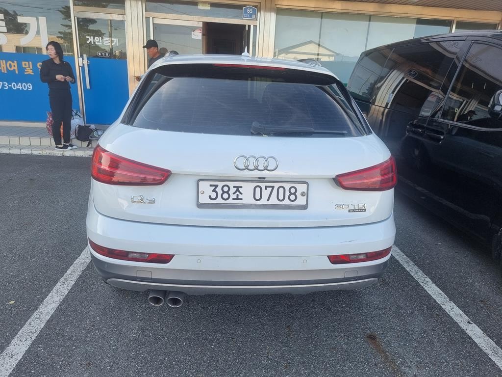 아우디 Q3 30 TDI 콰트로 이미지 3