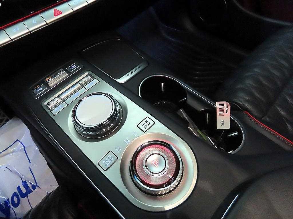 제네시스 GV70 2.5T 가솔린 AWD 스포츠 이미지 12