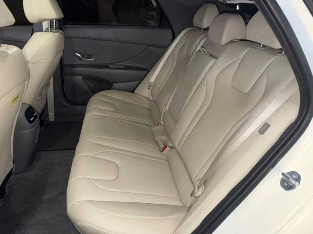 현대 아반떼 더 뉴 아반떼 (CN7) 1.6 가솔린 인스퍼레이션 이미지 7