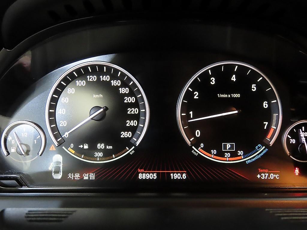 BMW 6시리즈 6시리즈 (F12) 650 컨버터블 i 이미지 12