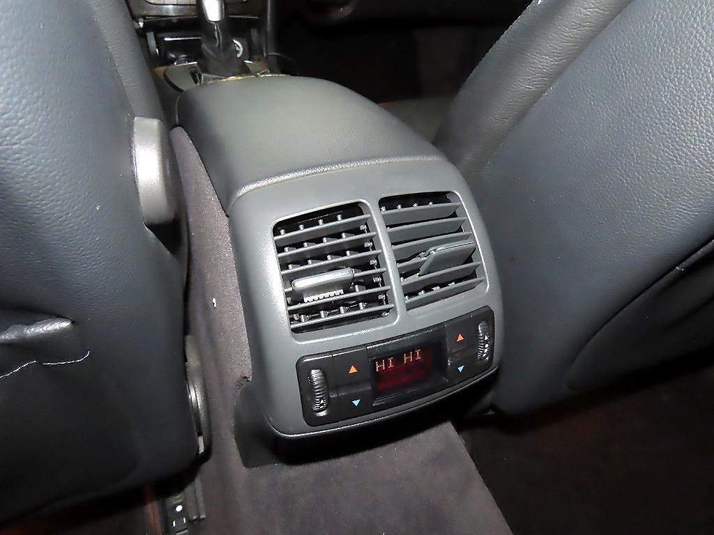 벤츠 E 클래스 E-클래스 E350 이미지 15
