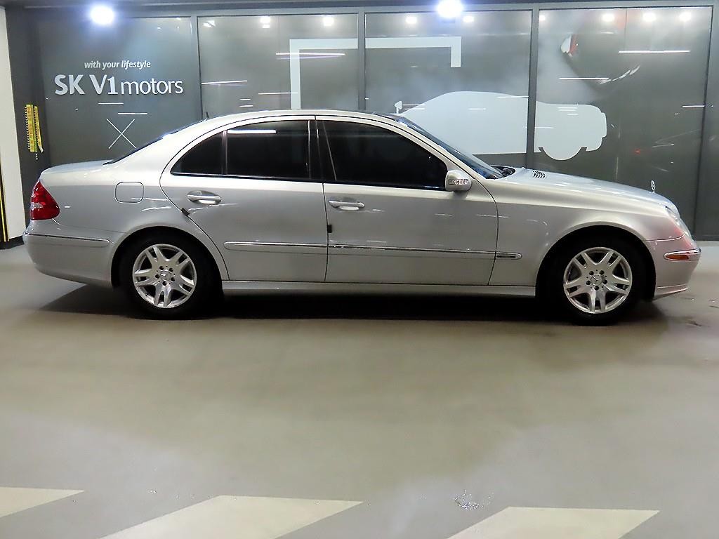 벤츠 E 클래스 E-클래스 E350 이미지 3