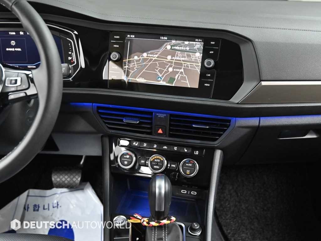 폭스바겐 제타 올 뉴 제타 1.4 TSI 프레스티지 이미지 14