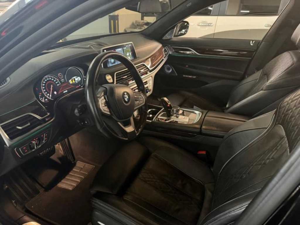 BMW 7시리즈 7시리즈 (G11) 750Li xDrive 이미지 4