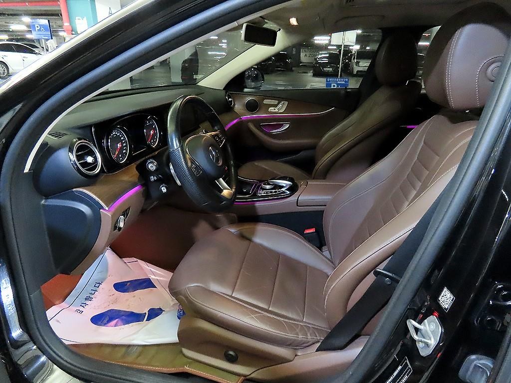 벤츠 E 클래스 E-클래스 W213 E300 4MATIC 익스클루시브 이미지 6