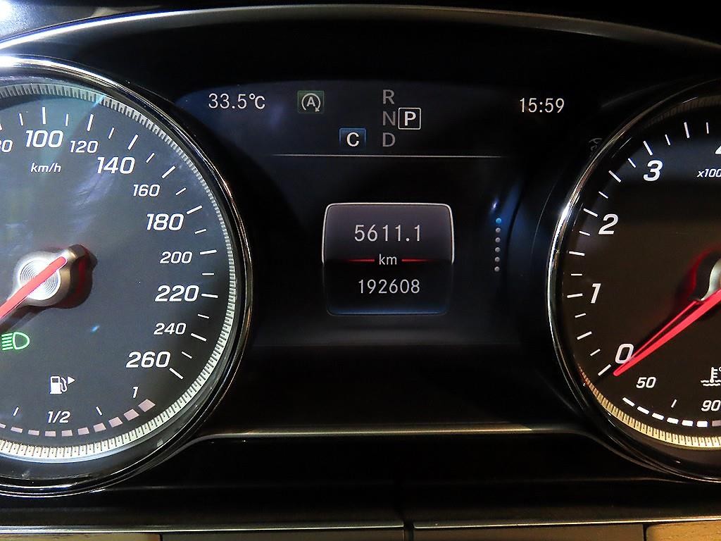 벤츠 E 클래스 E-클래스 W213 E300 4MATIC 익스클루시브 이미지 9