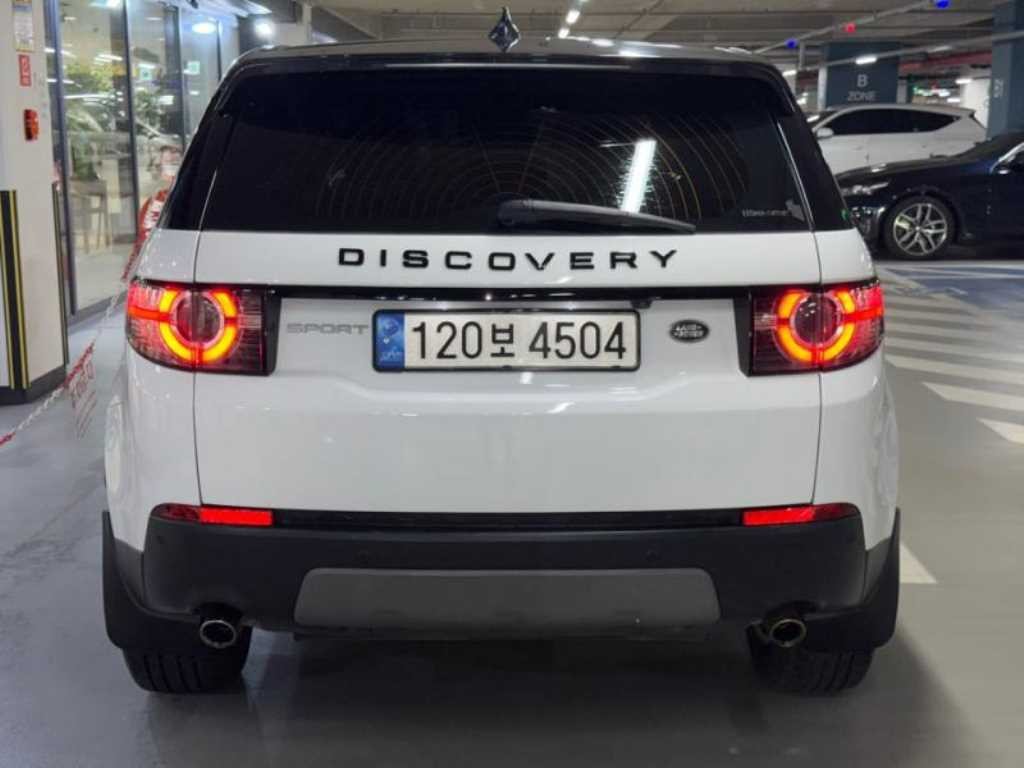 랜드로버 디스커버리 스포츠 2.0 TD4 SE(150마력) 이미지 5