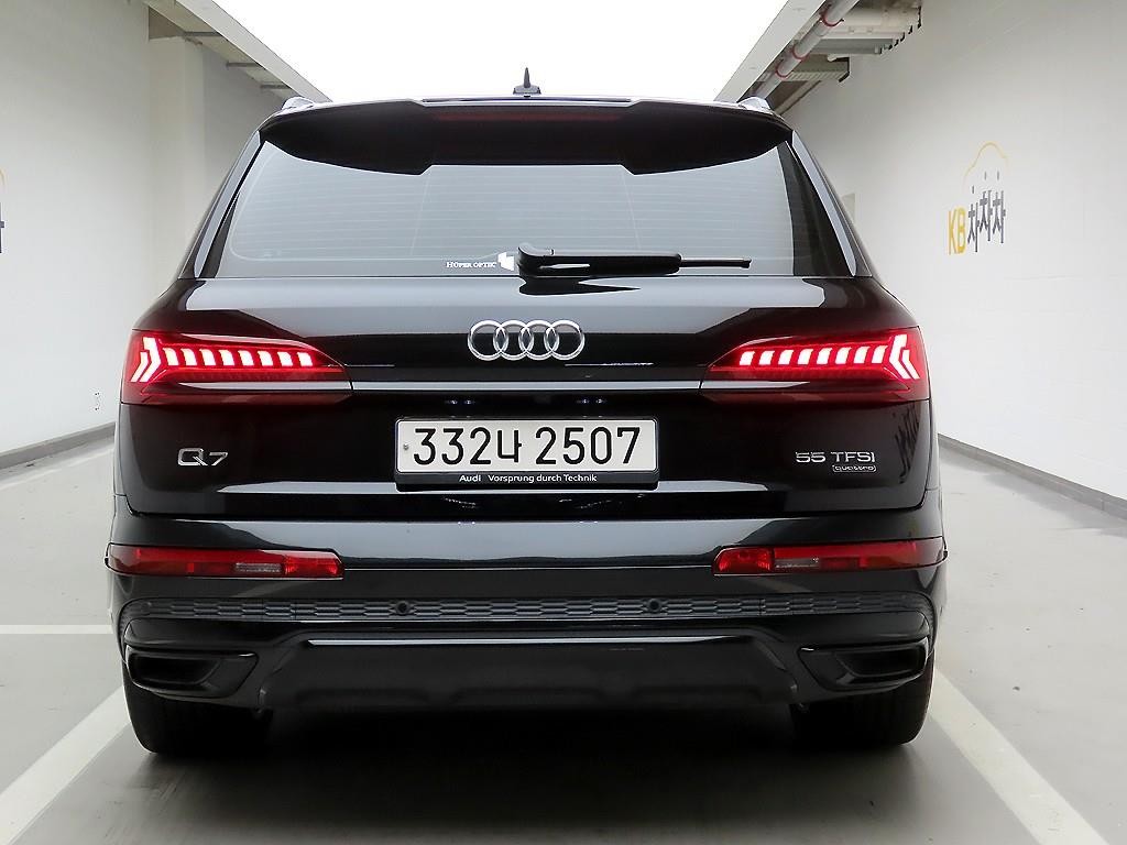 아우디 Q7 Q7 (4M) 55 TFSI 콰트로 프리미엄 이미지 3