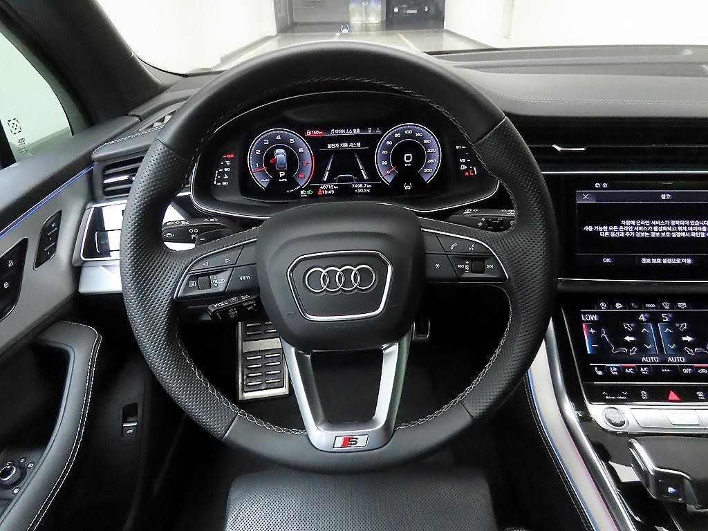아우디 Q7 Q7 (4M) 55 TFSI 콰트로 프리미엄 이미지 7