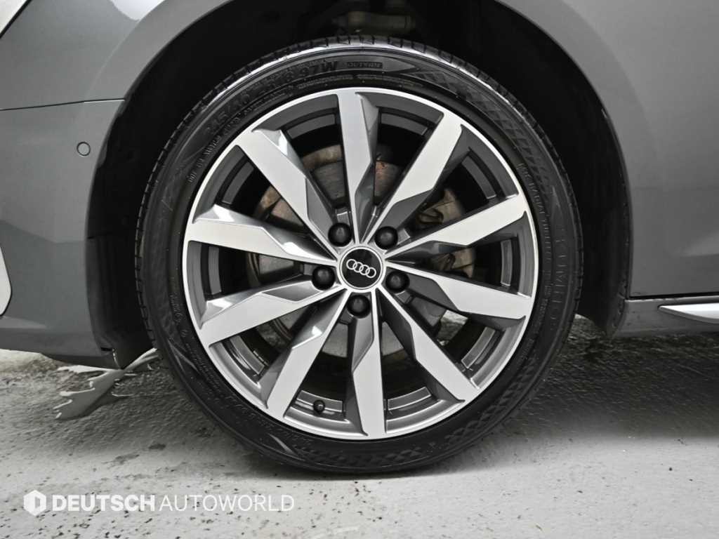 아우디 A4 A4 (B9) 40 TFSI 이미지 5