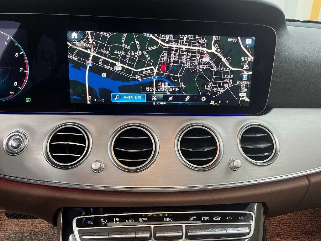 벤츠 E 클래스 E-클래스 W213 E250 아방가르드 이미지 12