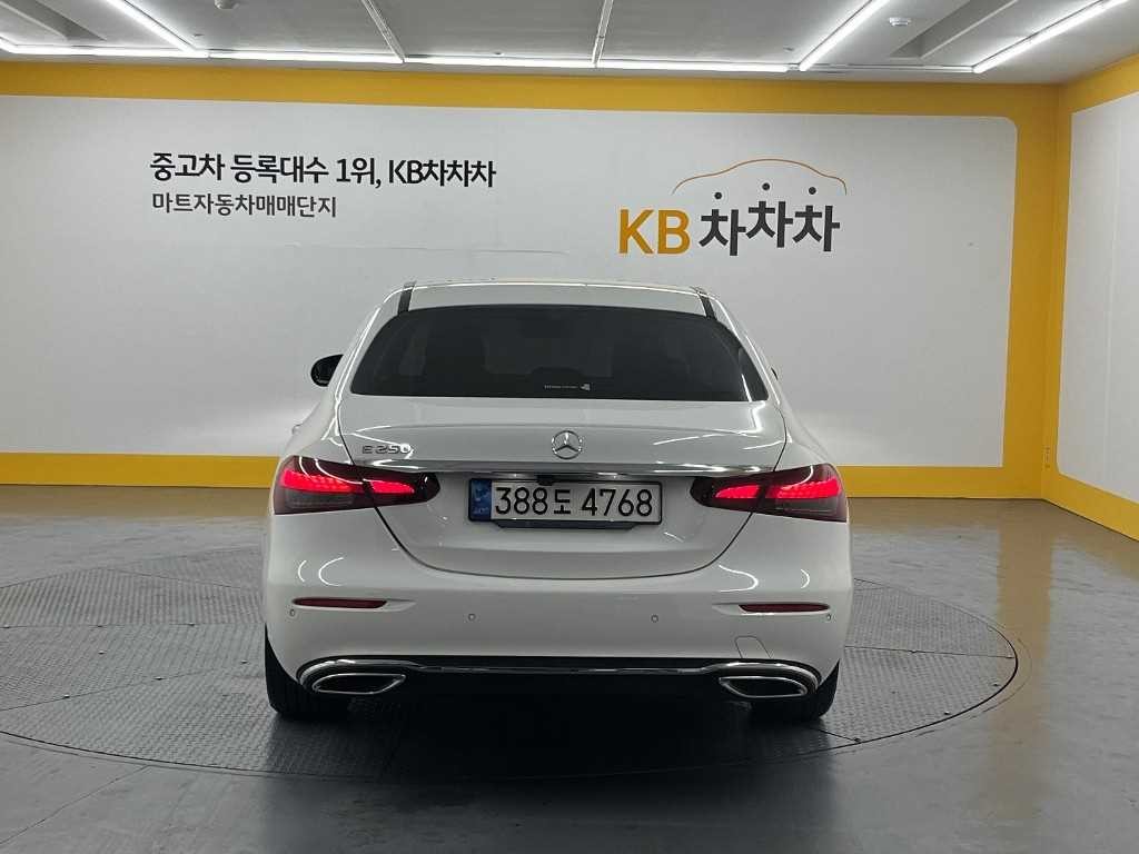 벤츠 E 클래스 E-클래스 W213 E250 아방가르드 이미지 3