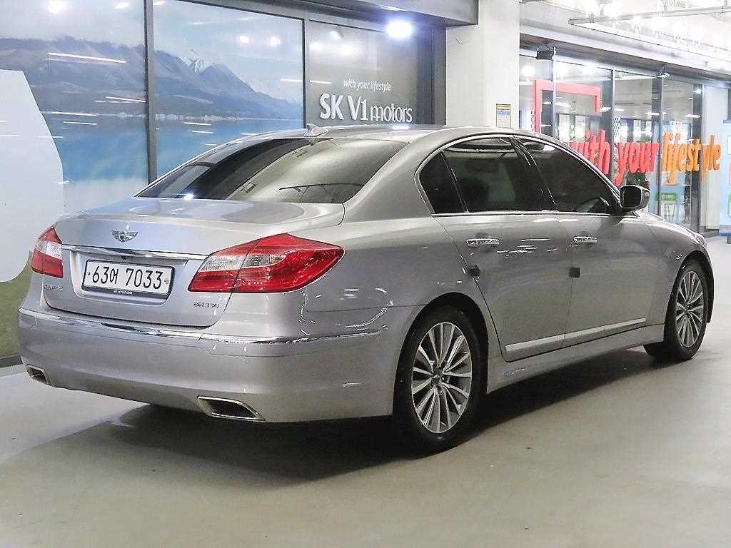 현대 제네시스 BH330 PREMIUM 스페셜 이미지 4