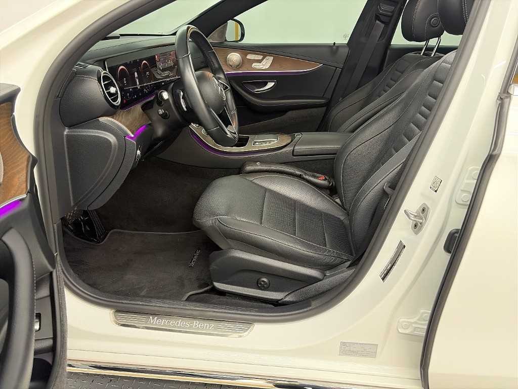 벤츠 E 클래스 E-클래스 W213 E220d 4MATIC 익스클루시브 이미지 11