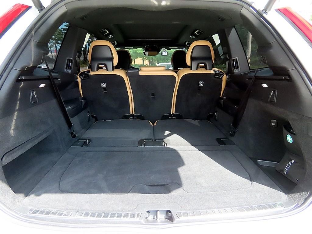 볼보 XC90 XC90 2세대 2.0 D5 AWD 인스크립션 이미지 17