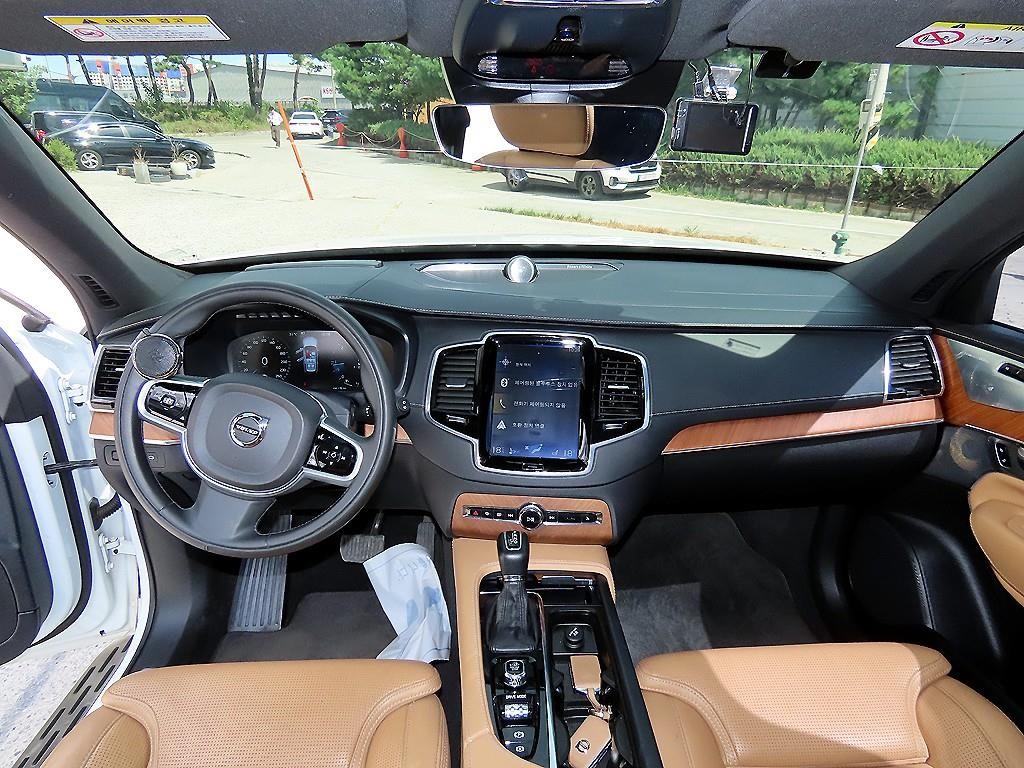볼보 XC90 XC90 2세대 2.0 D5 AWD 인스크립션 이미지 8