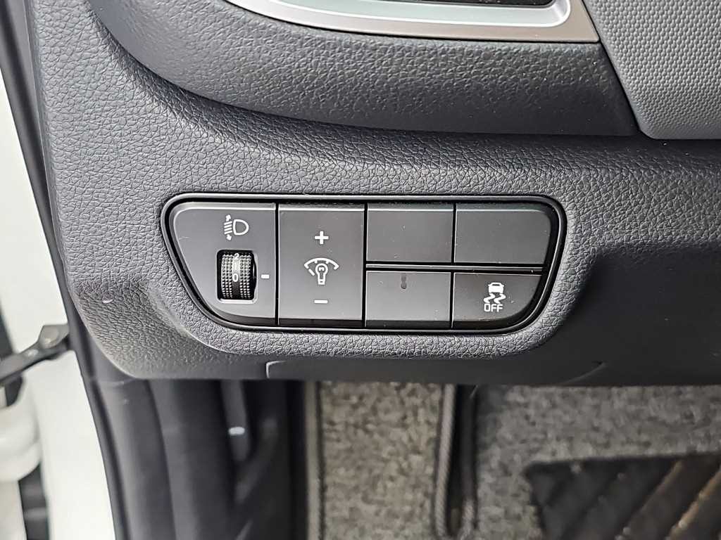 기아 셀토스 더 뉴 셀토스 가솔린 2.0 2WD 트렌디 이미지 18
