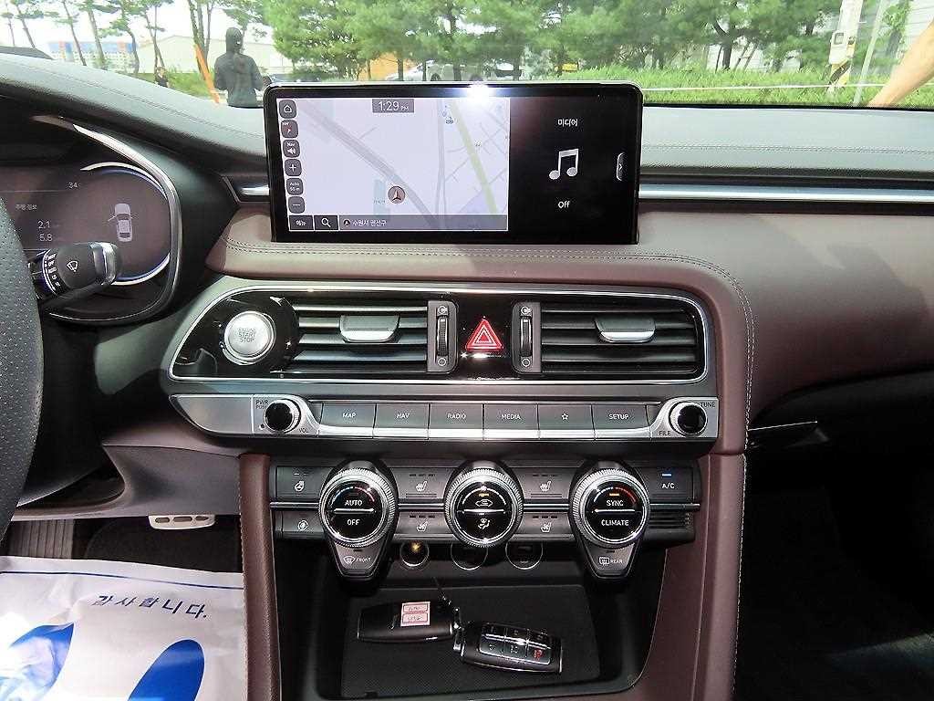 제네시스 G70 더 뉴 G70 디젤 2.2D 2WD 기본형 이미지 13