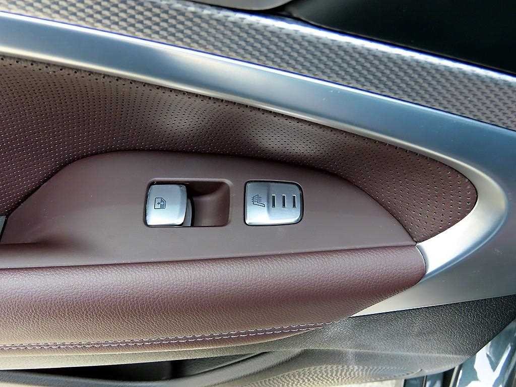 제네시스 G70 더 뉴 G70 디젤 2.2D 2WD 기본형 이미지 17