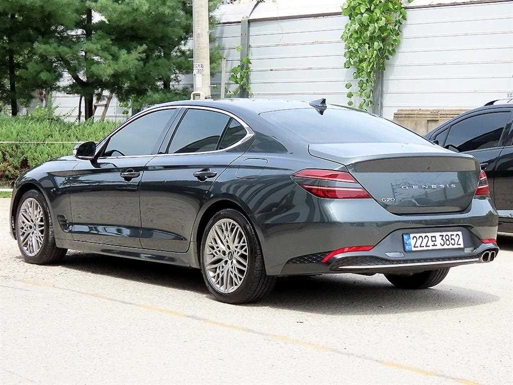 제네시스 G70 더 뉴 G70 디젤 2.2D 2WD 기본형 이미지 3