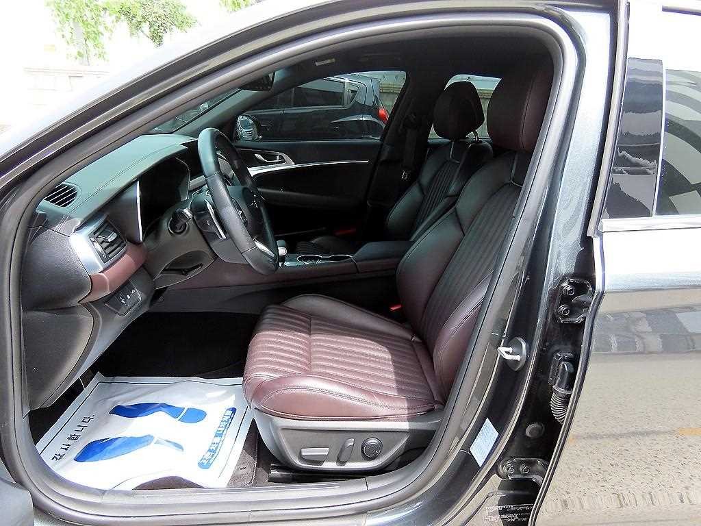 제네시스 G70 더 뉴 G70 디젤 2.2D 2WD 기본형 이미지 5