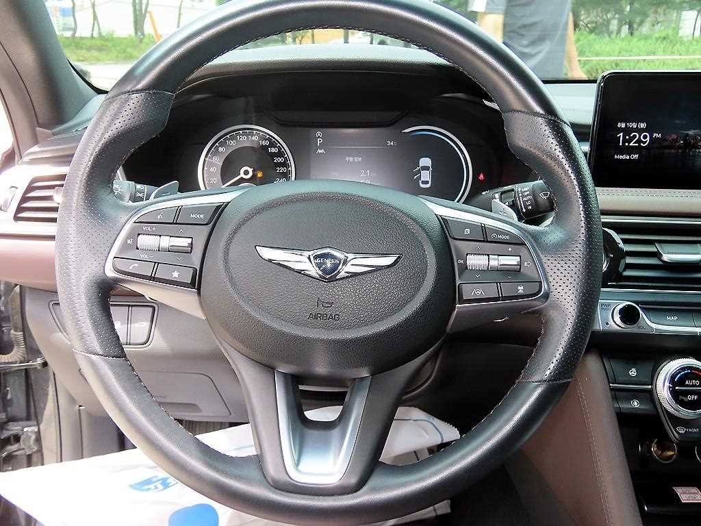 제네시스 G70 더 뉴 G70 디젤 2.2D 2WD 기본형 이미지 8