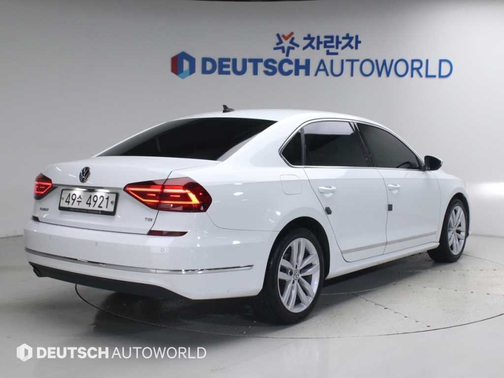 폭스바겐 파사트 더 뉴 파사트 2.0 TSI 이미지 2