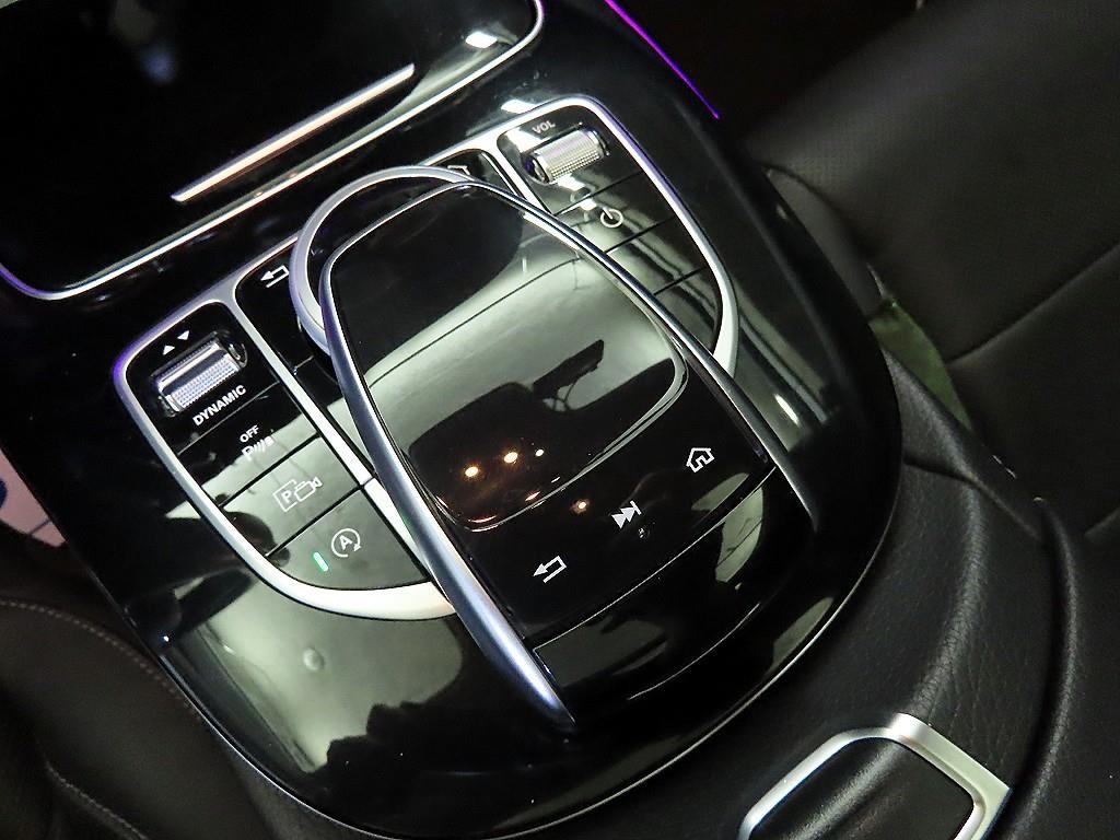 벤츠 E 클래스 E-클래스 W213 E300 4MATIC 아방가르드 이미지 13
