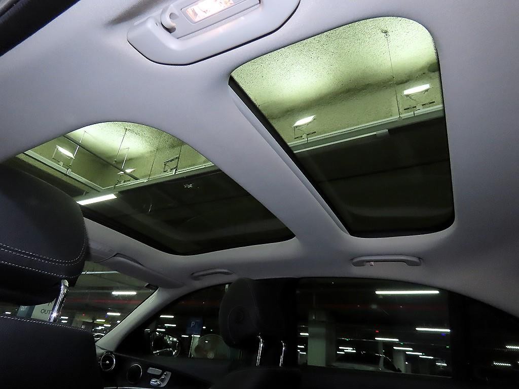 벤츠 E 클래스 E-클래스 W213 E300 4MATIC 아방가르드 이미지 15