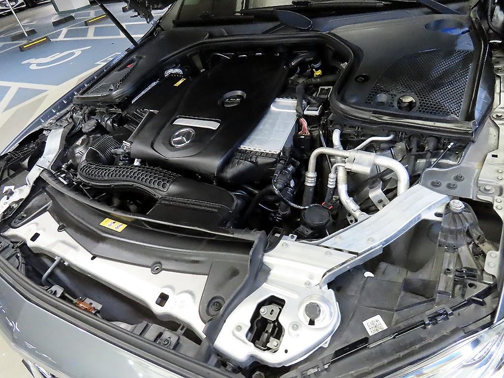 벤츠 E 클래스 E-클래스 W213 E300 4MATIC 아방가르드 이미지 19